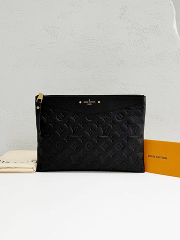 Louis Vuitton Monogram Empreinte Clutch M62937 157523553