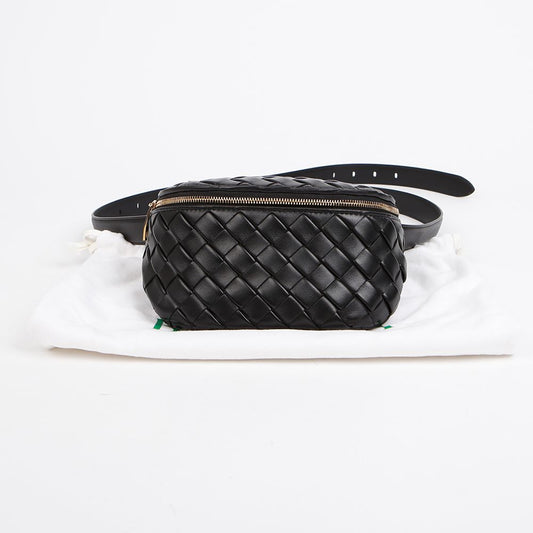 BOTTEGA VENETA レザー ミニ パッド ベルトバッグ ブラック 157315481 [P]