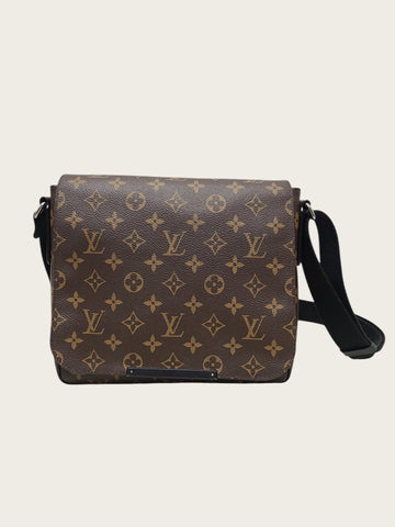 LOUIS VUITTON モノグラム マカサール ディストリクト メッセンジャーバッグ 157550780