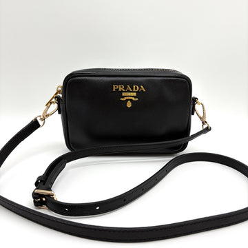 PRADA サフィアーノミニクロスバック ブラック (1BH036) 157572948