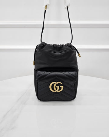 GUCCI ミニチェーンバケットバッグ 746433 157591015