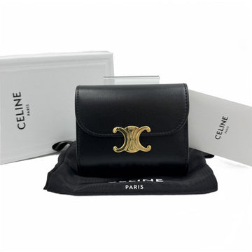 CELINE スモールトリオンフフラップカーフスキン二つ折り財布 10D783DPV 154995460