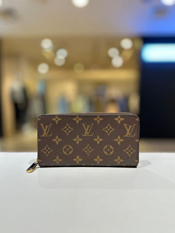 Louis Vuitton Monogram Zippy Wallet M42616 157601166