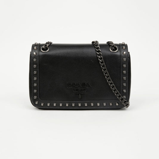 PRADA ブラックレザー スタッズ チェーン クロスバッグ 157299252 [P]