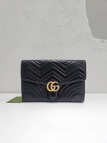 Gucci Matelassé Clutch Bag 498079 157685356