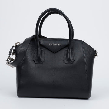 Givenchy Grained Leather Small Antigona Bag Black 157388709