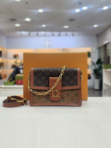 Louis Vuitton Monogram Dolphin MM Chain Shoulder Bag with Interior Chip M45958 157739890 [P]