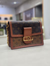 LOUIS VUITTON Monogram Dolphin MM Ketten Schultertasche 157739890 [P]
