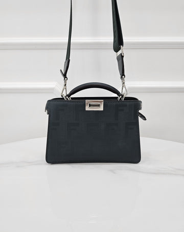 FENDI Peekaboo I SEE YOU XCross 7VA582 Dunkelgrün 157741793 [P]
