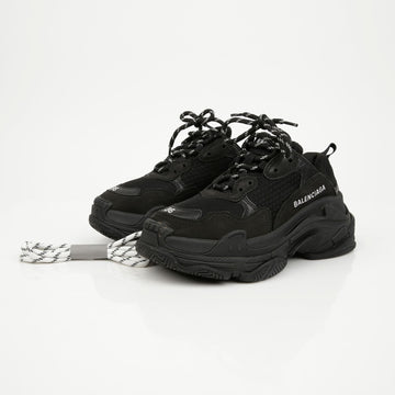 BALENCIAGA Triple S Sneaker All Black 157549397