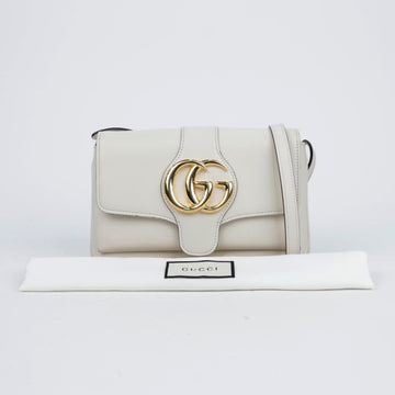 GUCCI GG Marmont Kleine Leder Schultertasche Weiß 157548035
