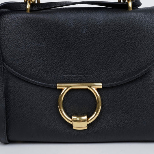 SALVATORE FERRAGAMO ガンチーニ マーゴ レザー トート ショルダーバッグ ブラック 157549393 [P]