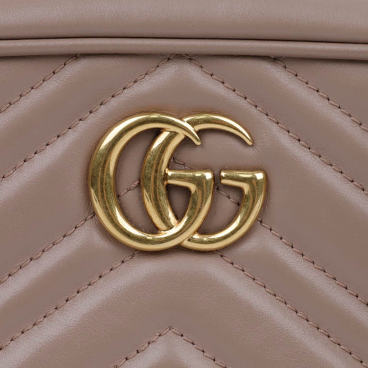 GUCCI Quilted kleine Schultertasche Nude 157549509