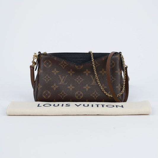 LOUIS VUITTON Monogram Canvas Clutch Crossbody Tasche Schwarz 157549591