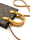 LOUIS VUITTON Kleine Sac Plat Monogram (M69442) 157867882 [P]