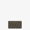 FENDI Baguette-Kettenbörse A98P F0A6E 157910628 [P]