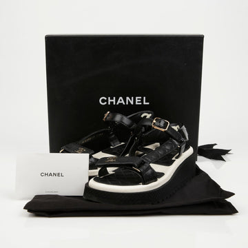 CHANEL ベルクロサンダル 光沢ブラック 157593731 [P]