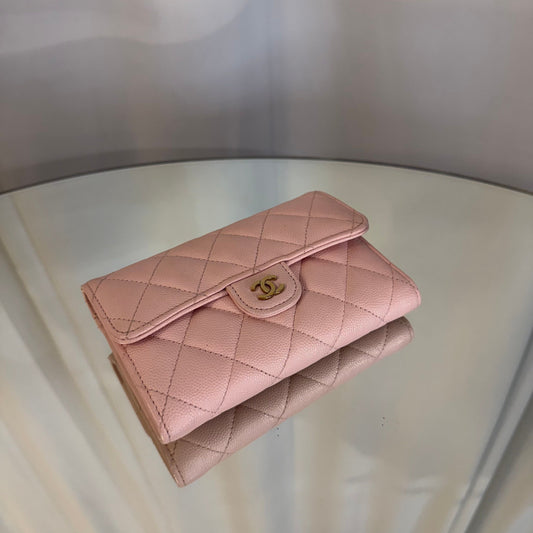 CHANEL Klassische Druckknopf Caviar Klappenbörse Pink 157978718 [P]
