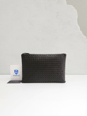 Bottega Veneta Intrecciato Dark Brown Clutch Bag 158021997 [P]