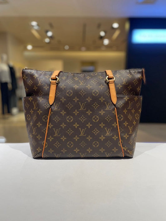 Louis Vuitton Totaly MM Shoulder Bag M56689 158064167 [P]