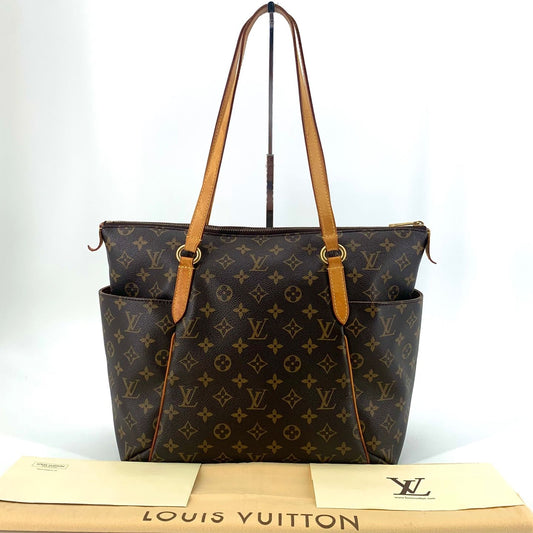 LOUIS VUITTON Monogram Total MM 158076498 [P]