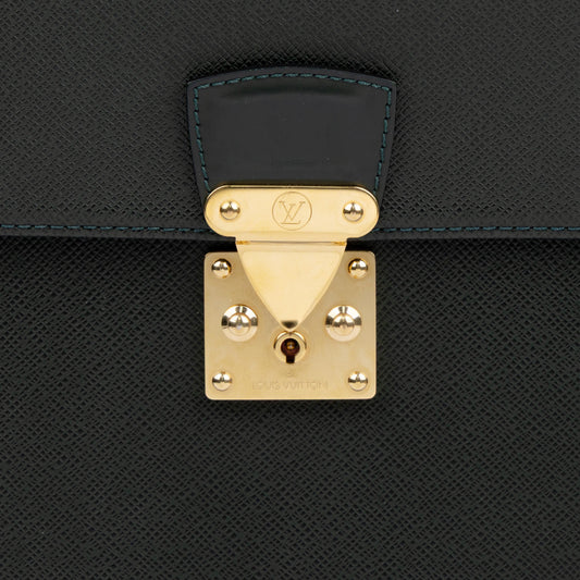Louis Vuitton Moscow Taiga Leather Briefcase Epicia Green 157889183 [P]