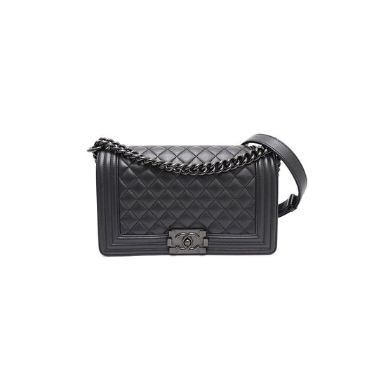 CHANEL キャビアボーイバックミディアムブラックシルバーチェーンショルダーバッグ兼クロスバッグA67086 158121435 [P]
