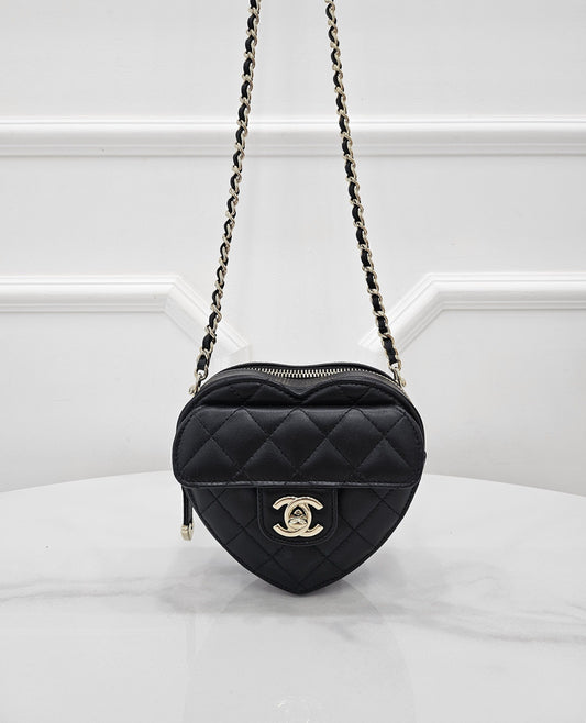 CHANEL ハートミニラムスキンクロスバッグ AP2784 32番 158121913 [P]
