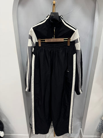 Balenciaga Sporty B Track Jacket and Pants Set 158123466 [P]