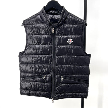 MONCLER Goy-Veste aus gestepptem Daunen in Schwarz 158161661 [P]