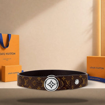 Louis Vuitton Leather Bracelet with Studs 21 cm M4787 158172792 [P]