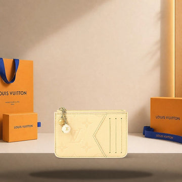 LOUIS VUITTON Romy Kartenhalter 158173253 [P]