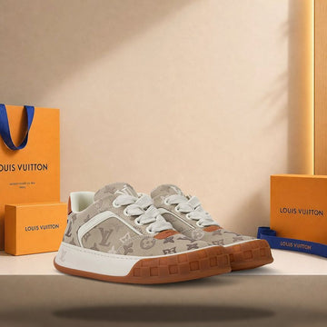 LOUIS VUITTON Tilted Sneaker 158173429 [P]