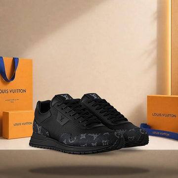 LOUIS VUITTON Runaway Sneakers Schwarz 158173537 [P]