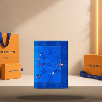 LOUIS VUITTON Reisepasshülle Basketball Blau M26795 158173770 [P]