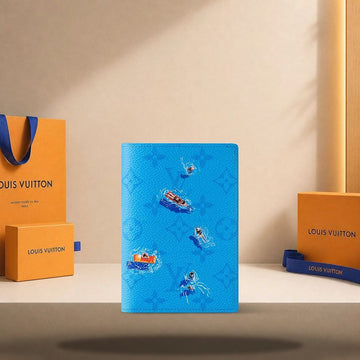 LOUIS VUITTON Reisepasshülle Vollblau M14876 158173822 [P]