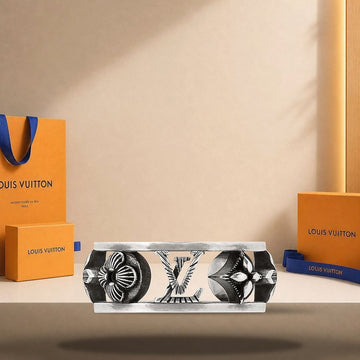 LOUIS VUITTON ウィスパーリング M1929 158173932 [P]