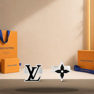 LOUIS VUITTON Cufflinks LV Spike Silber M03708 158187337 [P]