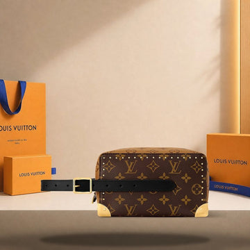 LOUIS VUITTON Locker Dopp Kit Trunk Tempe Monogram Geprägte Canvas 158190739 [P]