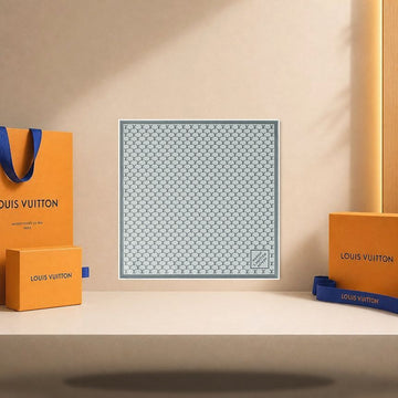 LOUIS VUITTON Fischernetz Taschentuch Lichtgrau M94998 158191175 [P]