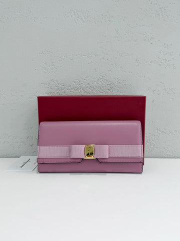 Salvatore Ferragamo Long Wallet 22E008 158271168 [P]