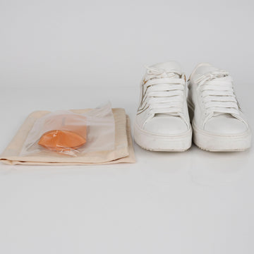 Louis Vuitton Gold Timeout Sneakers 157910420 [P]