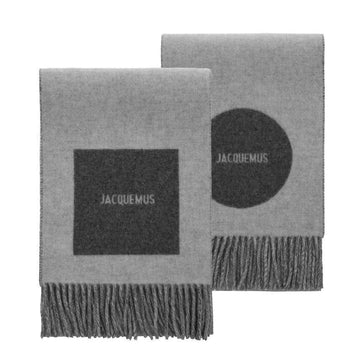 JACQUEMUS Schal Leshape Ronde Karé Jacquard Logo Fransen ACU00579AOT4044 915 149045759 [P]