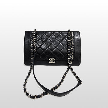CHANEL ブラック A57602 クランプルカーフスキン キルティング ミディアム フラップバッグ 158336951 [P]