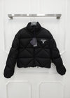 PRADA リナイロン ギャバジン クロップ パディング 36 新品 158335191 [P]