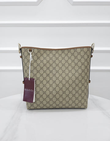 Gucci GG Emblem Medium Shoulder Bag 847452 158351888 [P]