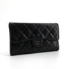 CHANEL クラシックラムスキンシルバーフラップ長財布 158362629 [P]