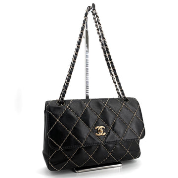 CHANEL Wild Stitch Flap Chain Turn-Lock Shoulder Bag 158362872 [P]