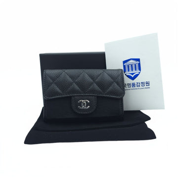 CHANEL クラシックフラップカードホルダーキャビアキルティングシルバーメタル二つ折り財布カードケースAP0214 158365122 [P]