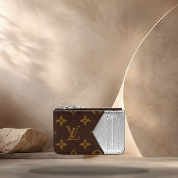 LOUIS VUITTON Romy Kartenhalter Monogramm Silber M26655 158370181 [P]